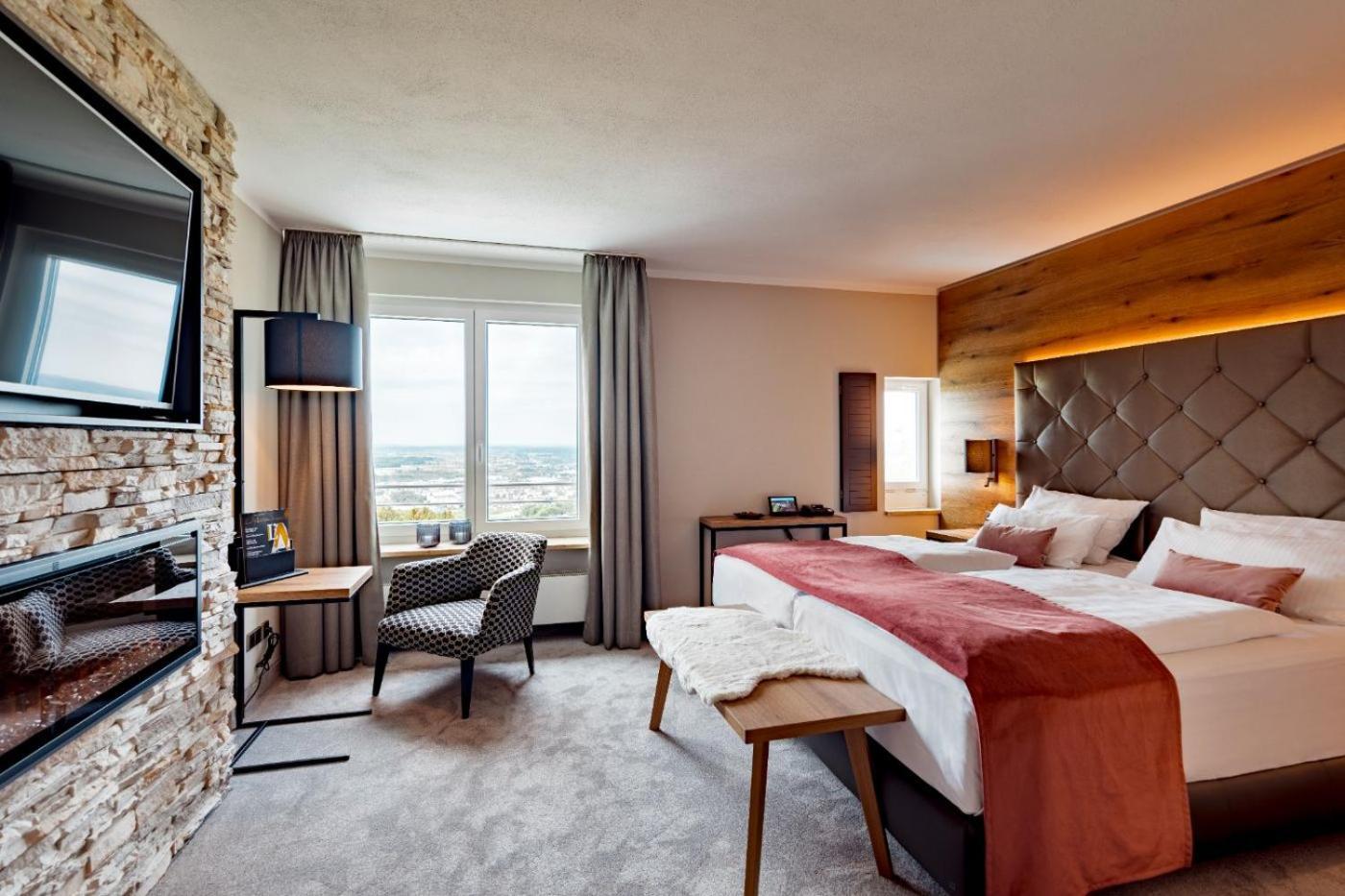 Burghotel Staufeneck Hotel Salach