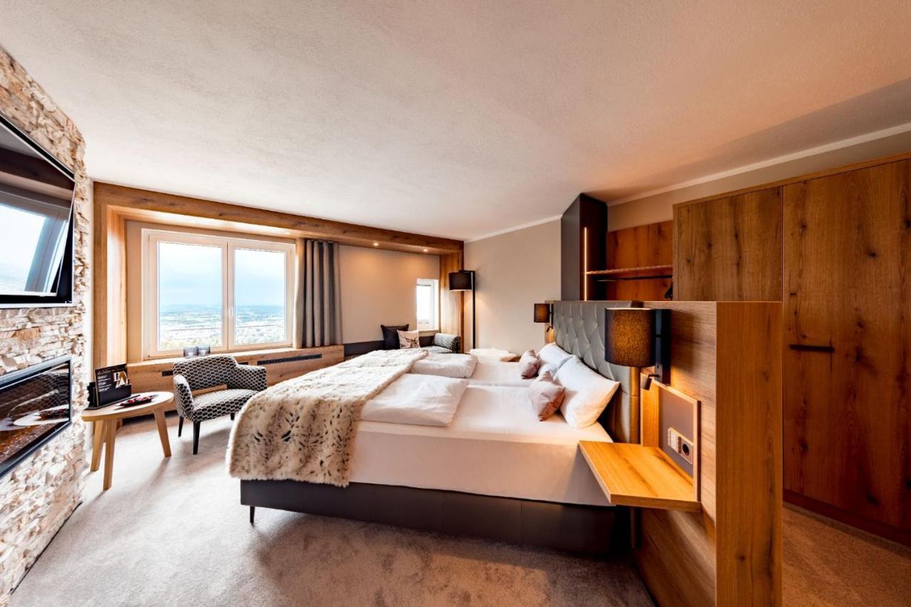 Hotel Burghotel Staufeneck