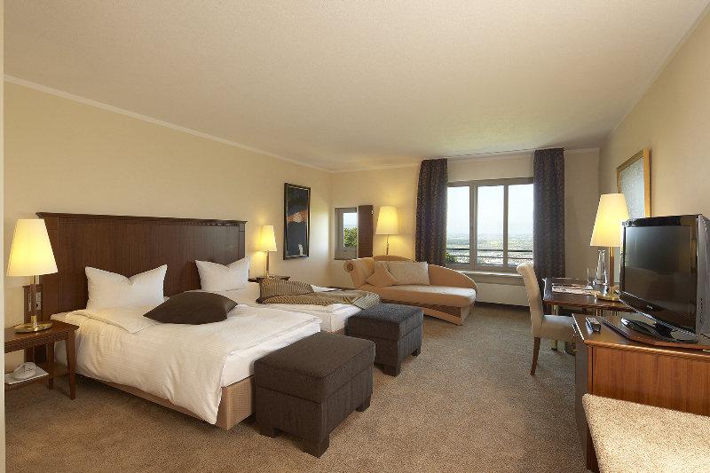 Burghotel Staufeneck Hotel Salach